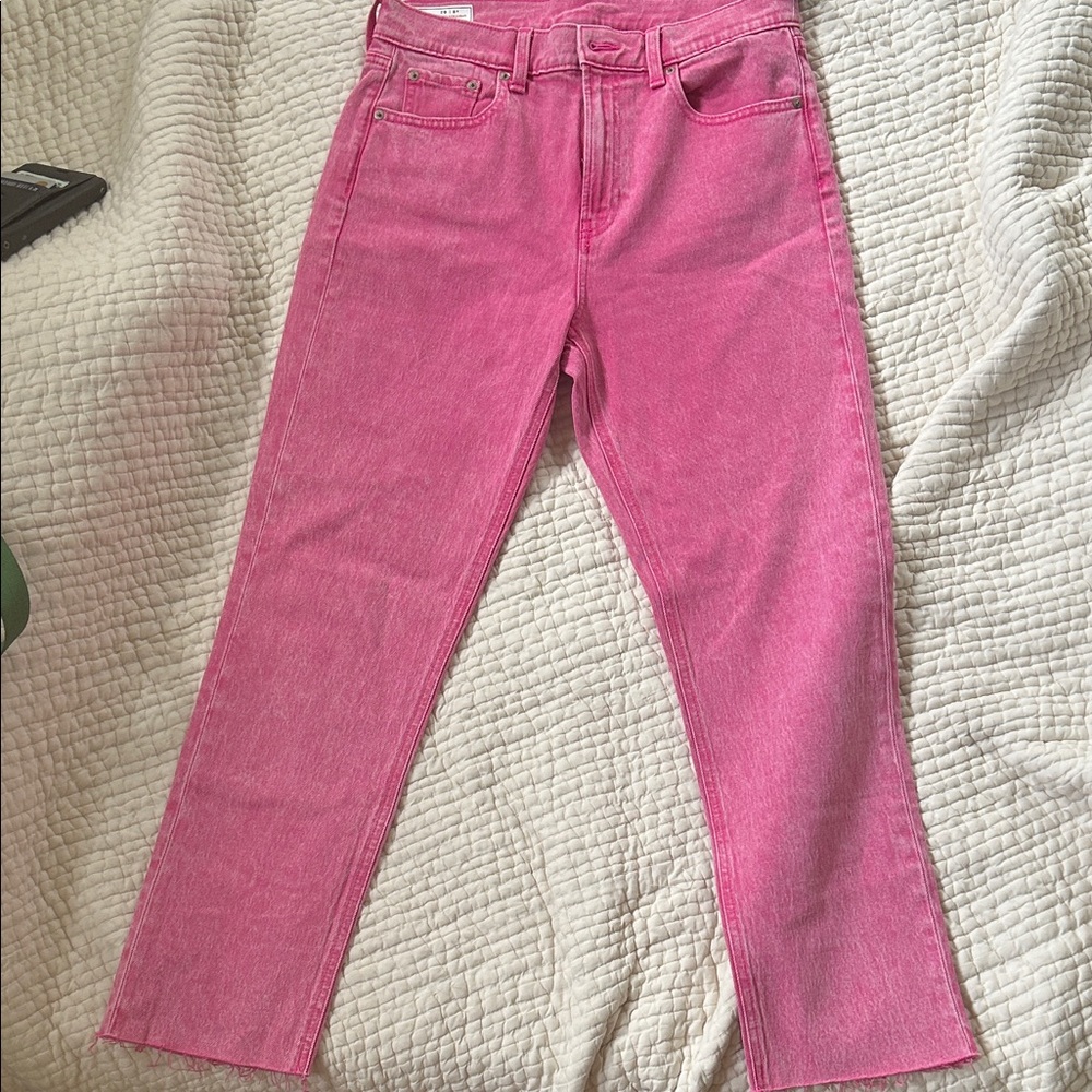 GAP Women's cheeky straight high rise size 29/8. Button fly